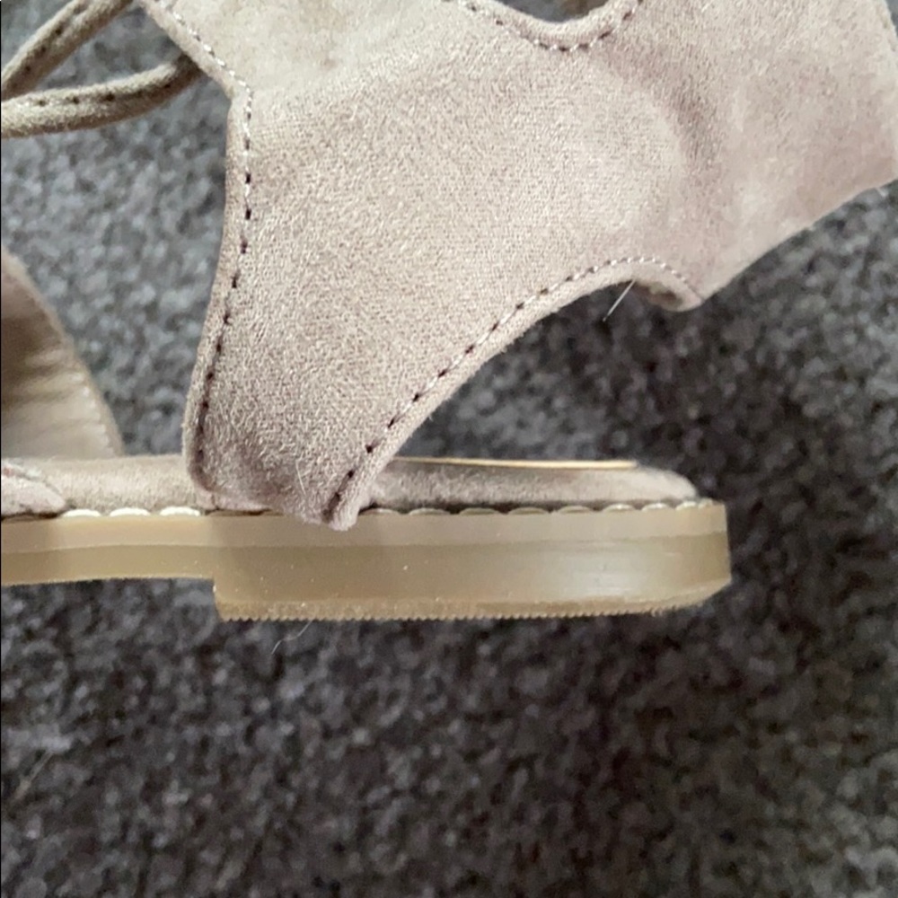 Sandals - Picture 5 of 5